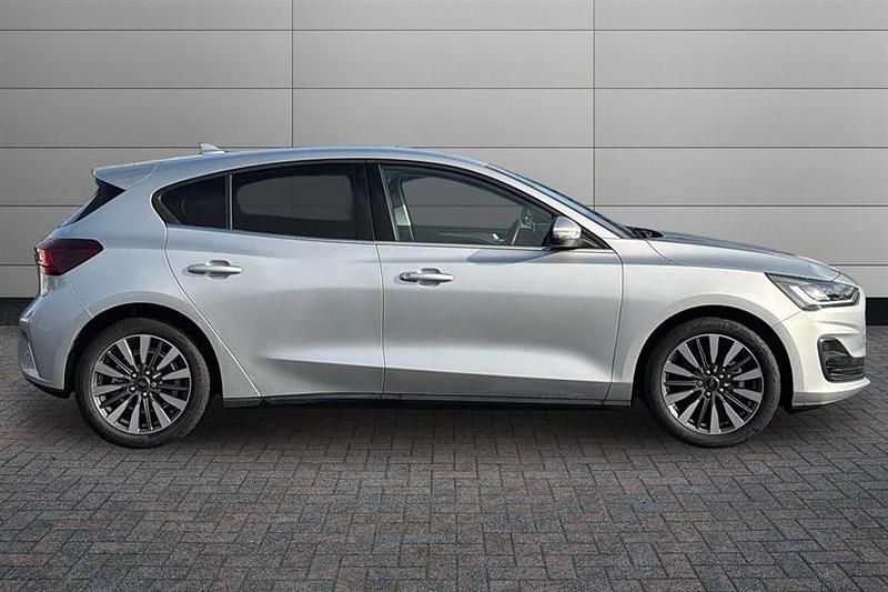 Used Ford Focus Titanium X 155 HP (114 kW) 2024 Silver Hatchback
