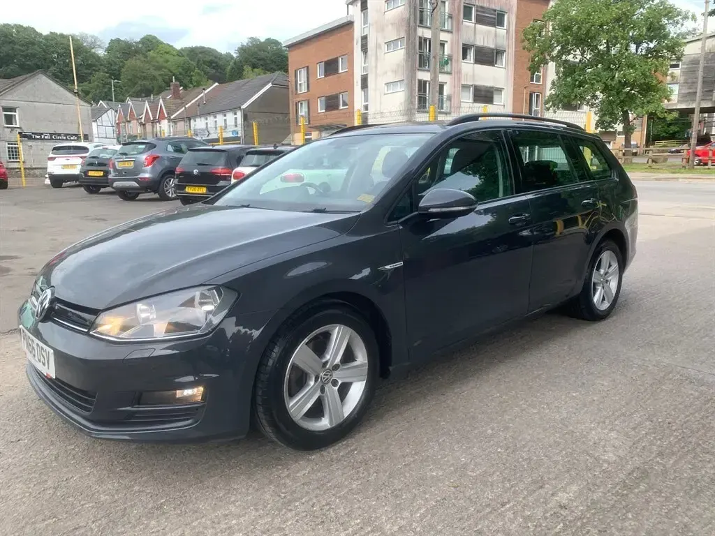 Used VW Golf VII Edition 115 HP (84 kW) 2016 Grey Estate