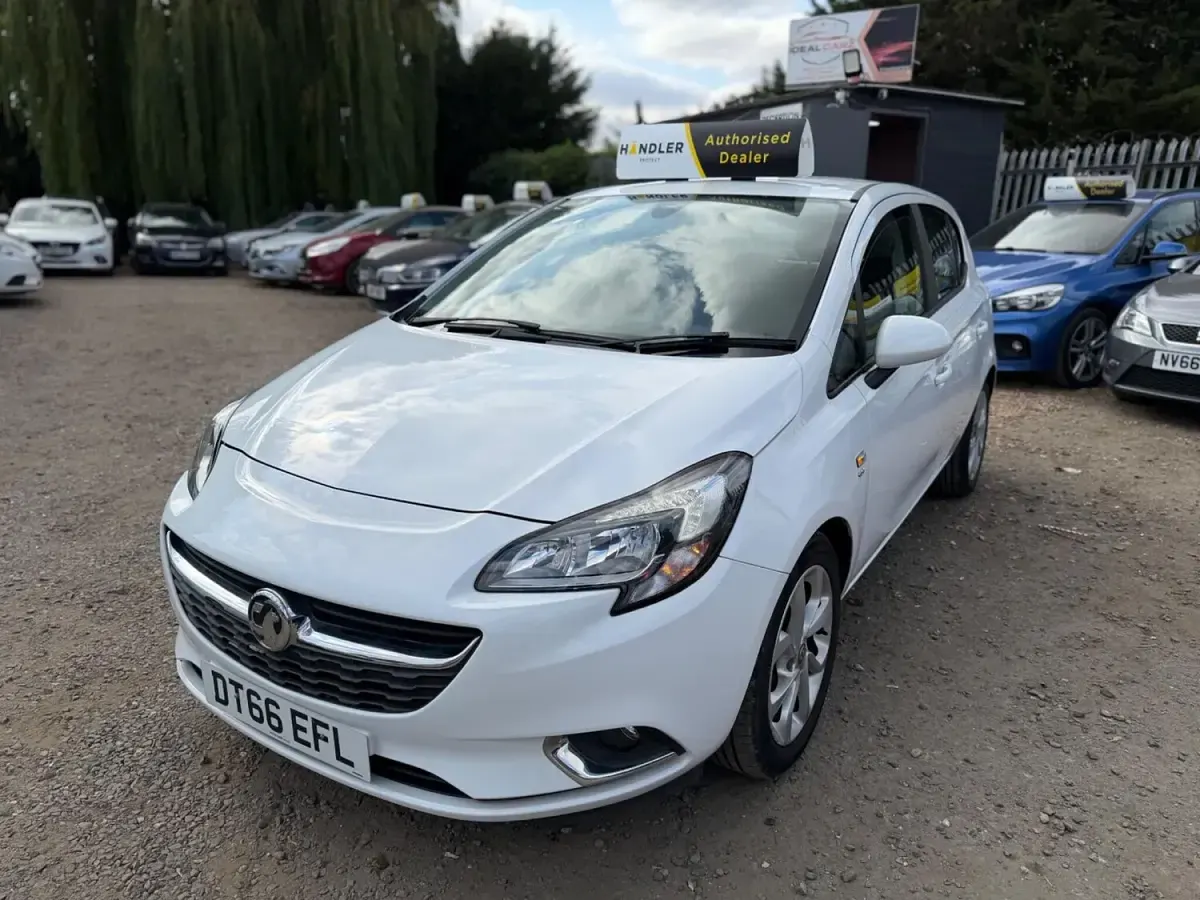 Used Vauxhall Corsa SRi 2016 White Hatchback