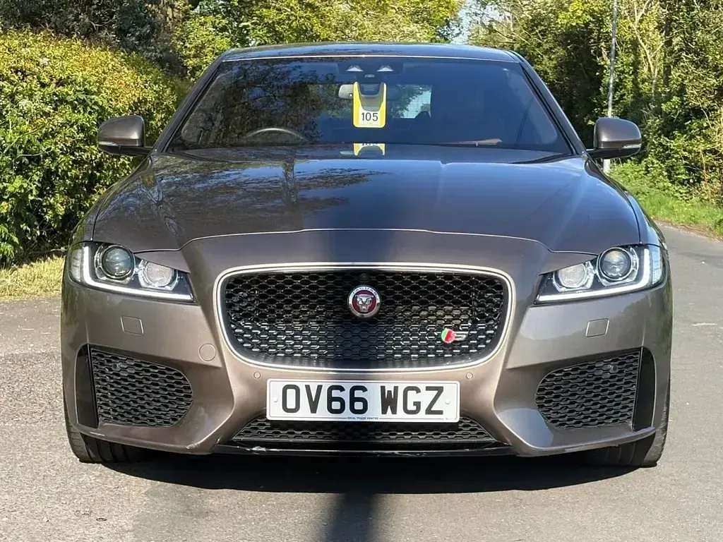 Second-hand Jaguar XF S 380 CP (279 kW) 2016 Maro Berlinǎ