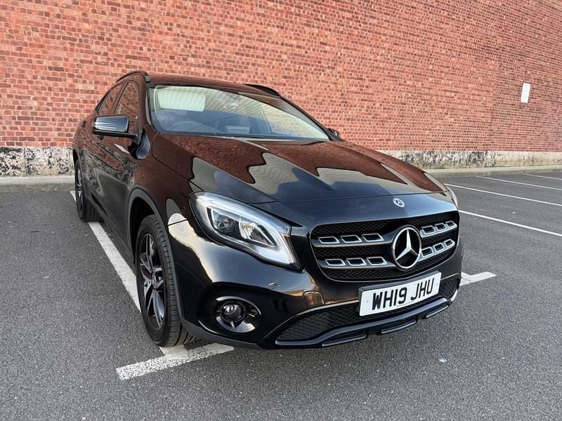 Used Mercedes GLA180 Urban 2019 Black SUV