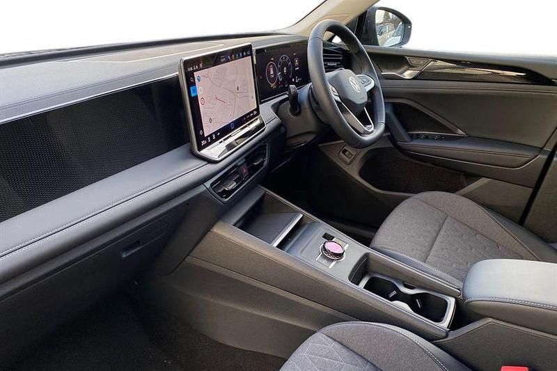 Used VW Tiguan Match 150 HP (110 kW) 2025 Urano grey SUV