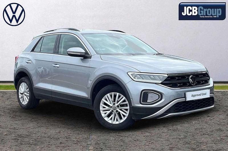 Silver Used 2023 VW T-Roc Life SUV | £18,850 (Fair price) - Image 1/4