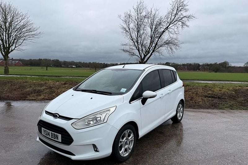 White Used 2014 Ford B-MAX Zetec MPV | £3,350 (Fair price) - Image 1/1