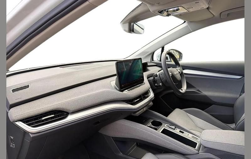 Used Skoda Enyaq iV SE L 150 kW (204 HP) 2025 Moon white metallic SUV