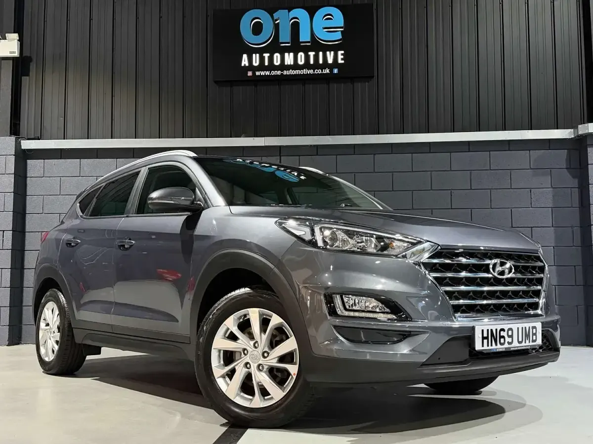 Used Hyundai Tucson SE 132 HP (97 kW) 2019 Grey SUV