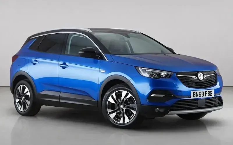 Used Vauxhall Grandland X SRi 131 HP (96 kW) 2020 SUV