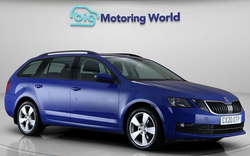 Used Skoda Octavia SE Drive 150 HP (110 kW) 2020 Blue Estate