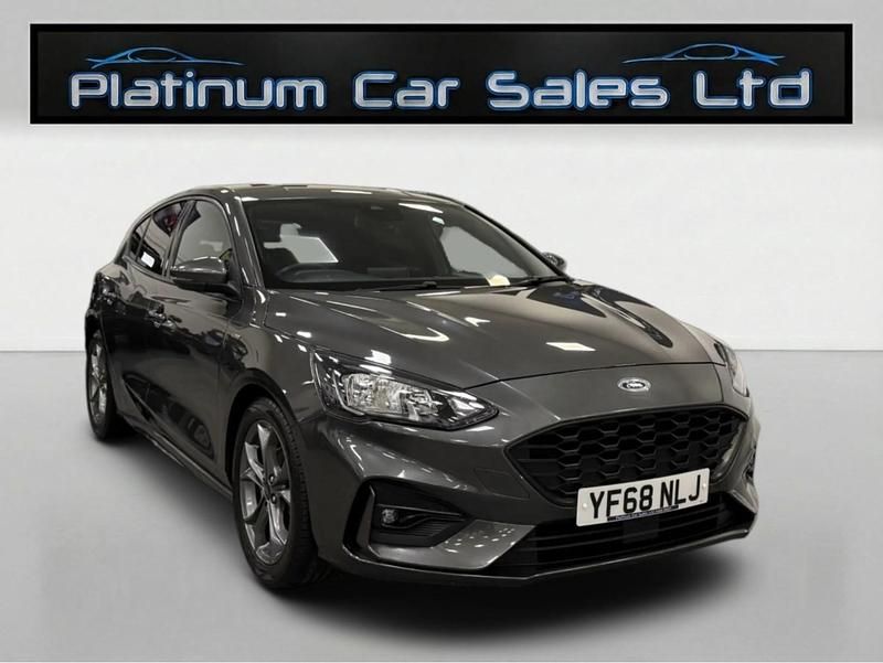 Used Ford Focus ST-Line 120 HP (88 kW) 2018 Grey Hatchback
