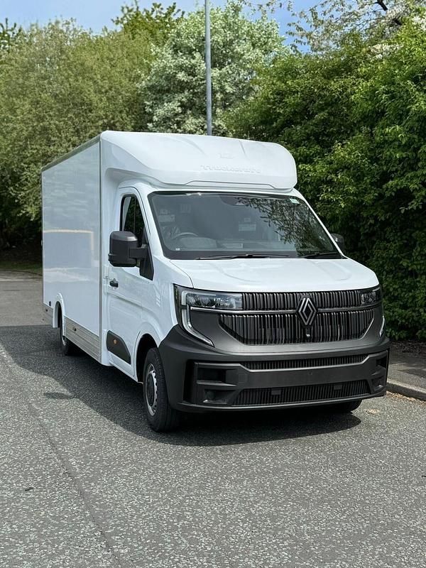 Nowe Renault Master 150 KM (110 kW) 2025 Biały Minivan