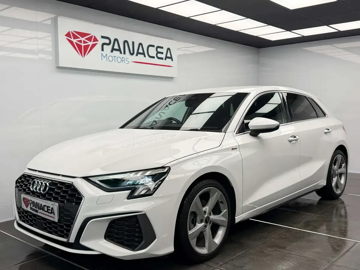 Used Audi A3 Sportback S-Line 110 HP (80 kW) 2022 White Hatchback