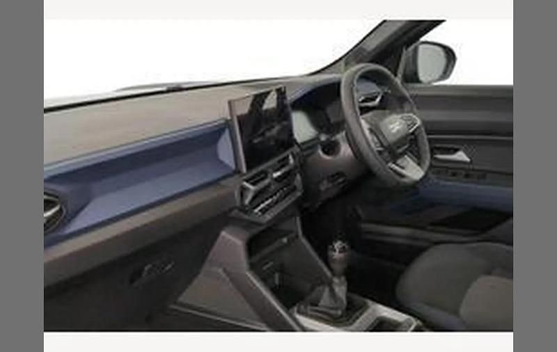 New Volvo XC60 Core 247 HP (181 kW) 2025 Silver SUV