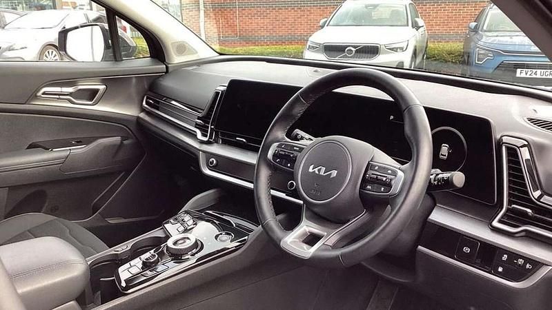 Used Kia Sportage 241 HP (177 kW) 2024 Black SUV