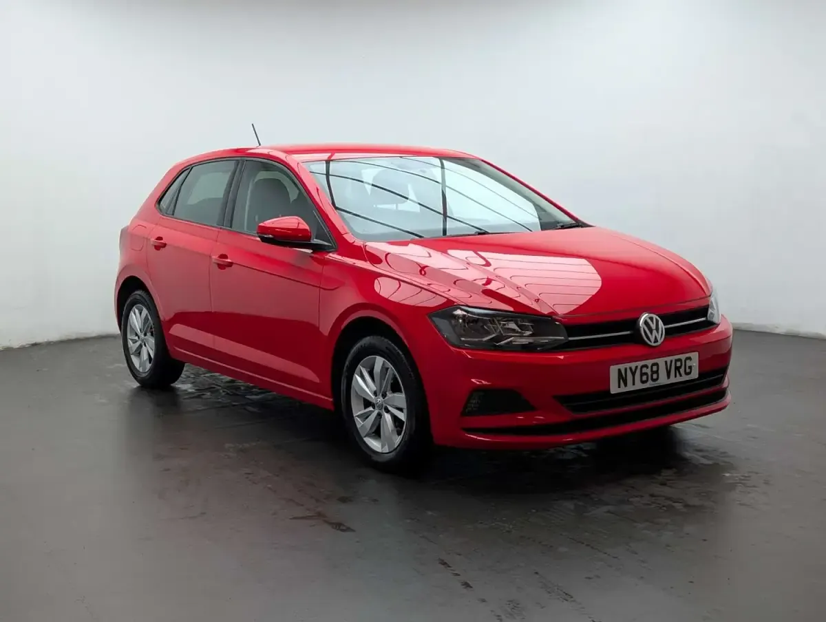 Usado VW Polo SE 65 CV (47 kW) 2019 Rojo Utilitario