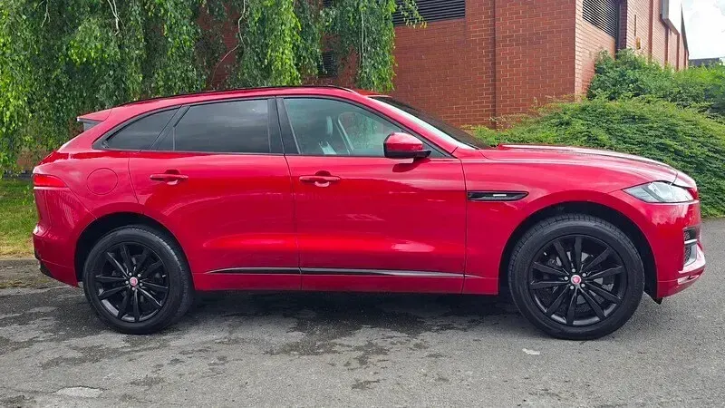 Used Jaguar F-Pace R-Sport 2018 Red SUV