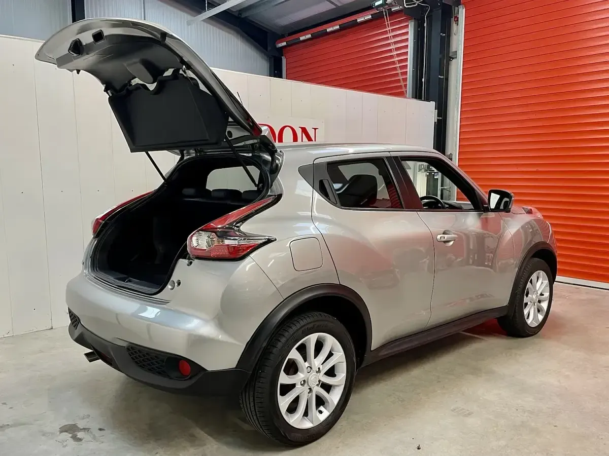 Used Nissan Juke Tekna 117 HP (86 kW) 2017 Silver SUV