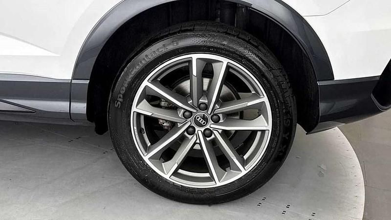 Used Audi Q3 Black Edition 147 HP (108 kW) 2022 White SUV