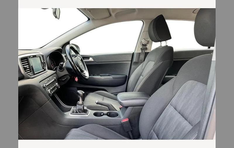 Used Kia Sportage 129 HP (94 kW) 2018 Silver SUV