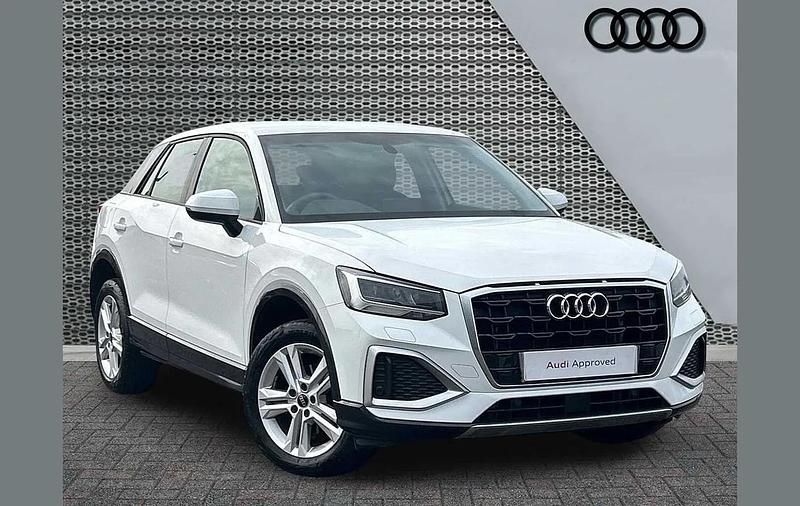 Used Audi Q2 Sport 147 HP (108 kW) 2024 White SUV