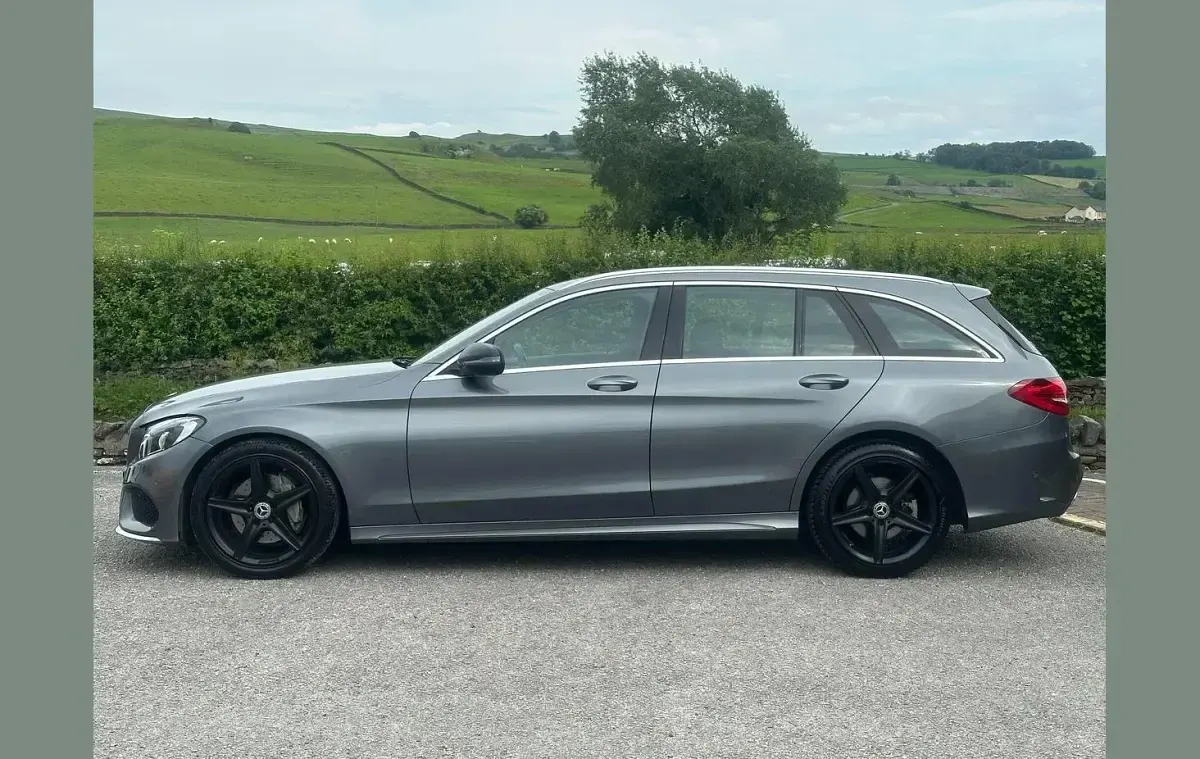 Used Mercedes C220 Edition 168 HP (123 kW) 2019 Grey Estate