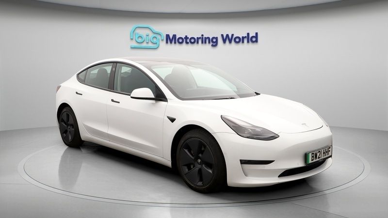 Used 2021 Tesla Model 3 Long Range Sedan | £18,800 (Good price) - Image 1/4
