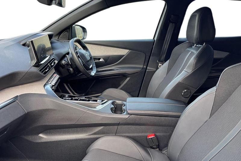 Used Peugeot 3008 GTi 131 HP (96 kW) 2023 Cumulus grey SUV