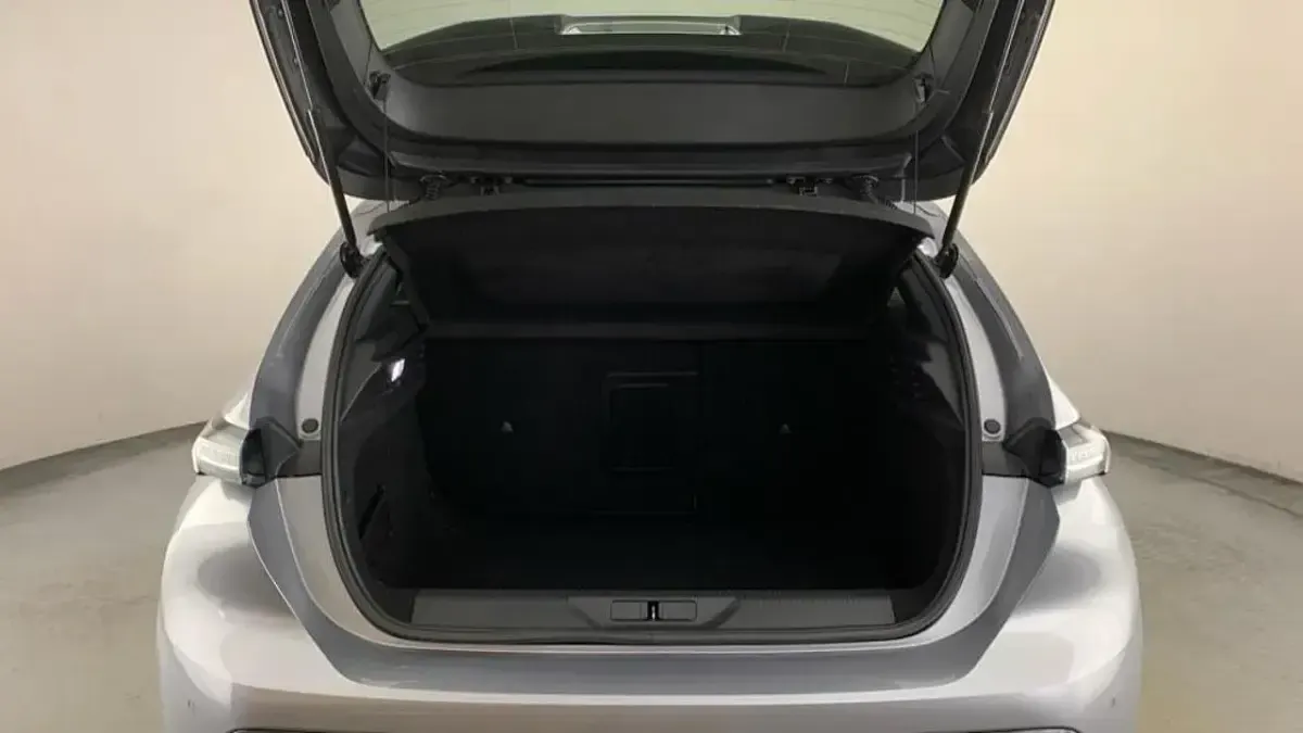 Used Peugeot 308 Allure Premium 129 HP (94 kW) 2023 Grey Hatchback
