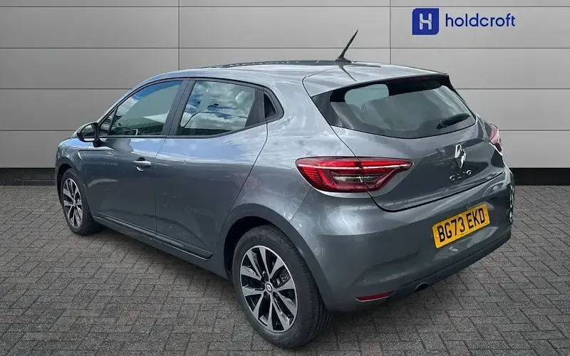 Used Renault Clio Evolution 90 HP (66 kW) 2023 Metallic  shadow grey  Hatchback