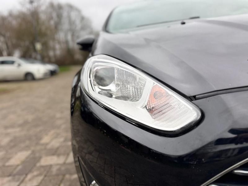 Used Ford Fiesta Zetec 2013 Black Hatchback