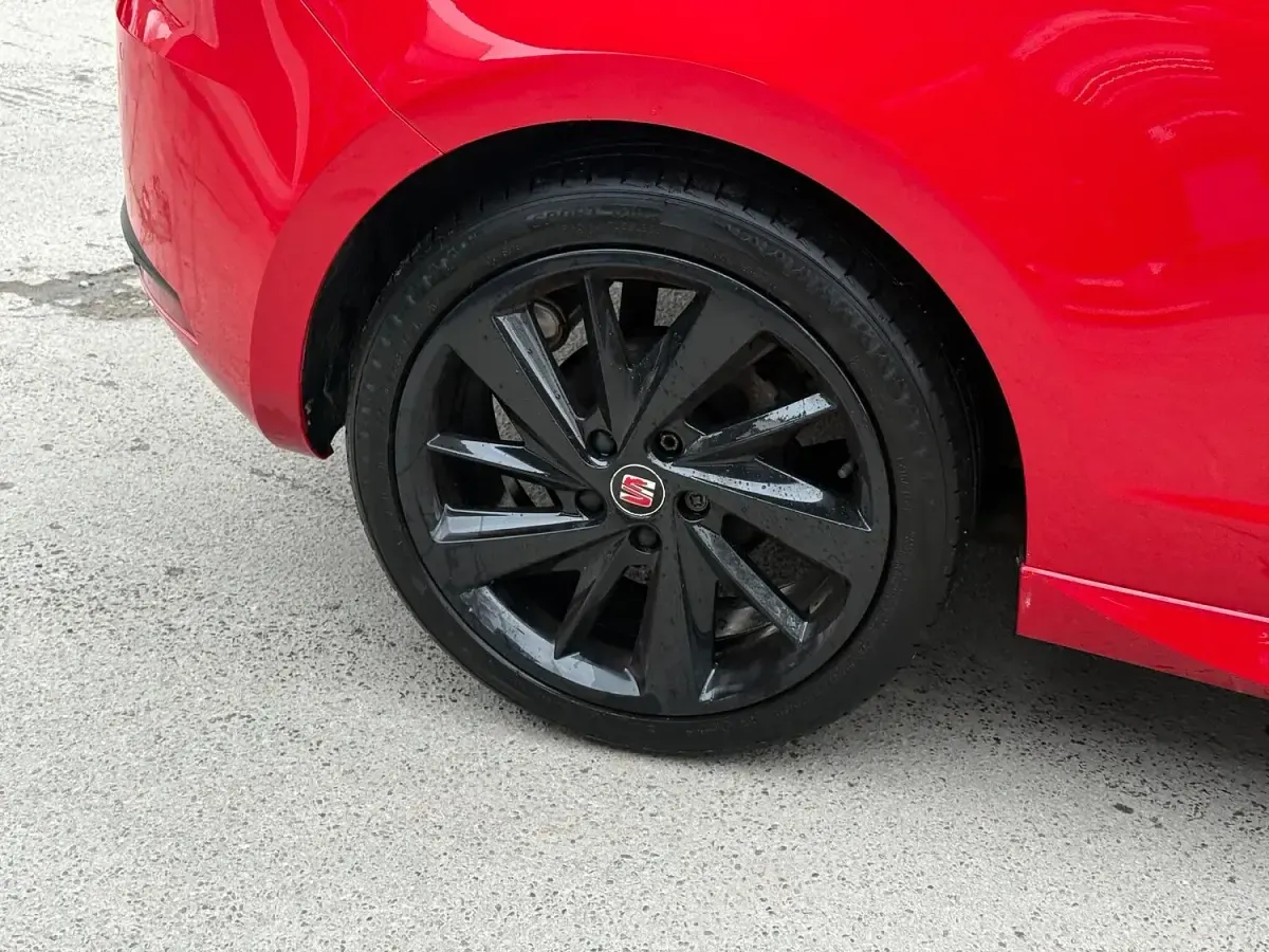 Used Seat Leon FR 2016 Red Hatchback