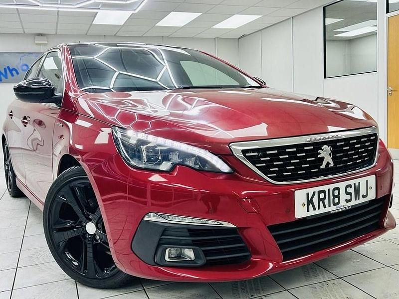Used Peugeot 308 GT-line 130 HP (95 kW) 2018 Red Hatchback