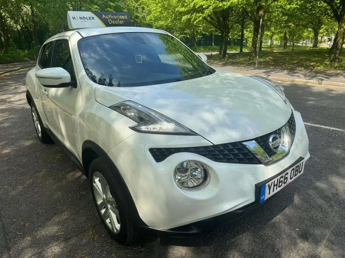Used Nissan Juke N-Connecta 115 HP (84 kW) 2016 White SUV