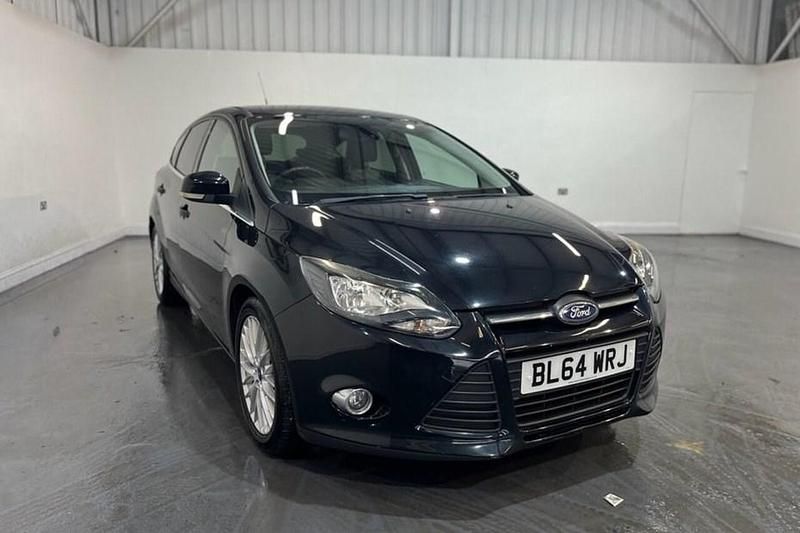 Used Ford Focus Zetec 100 HP (73 kW) 2014 Black Hatchback