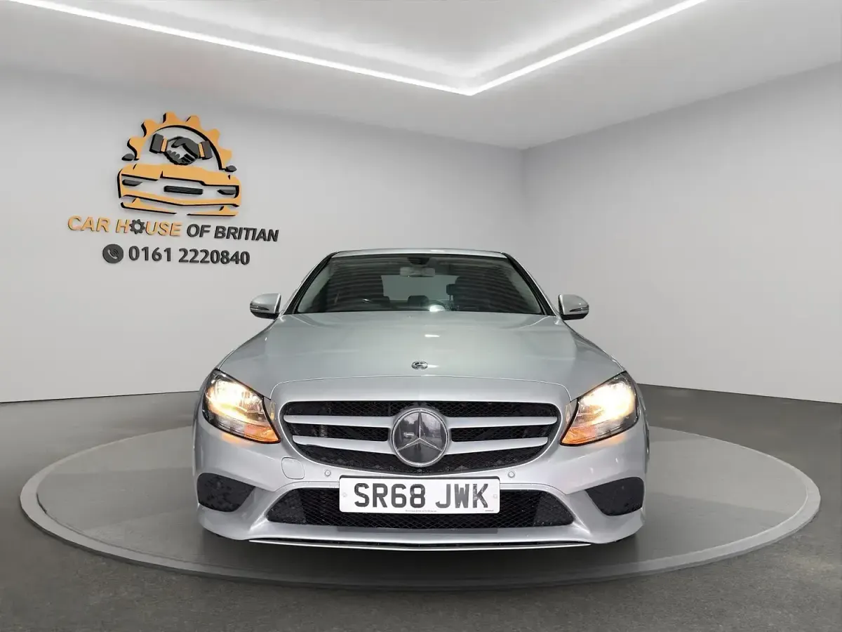 Used Mercedes C220 SE 194 HP (142 kW) 2018 Silver Sedan