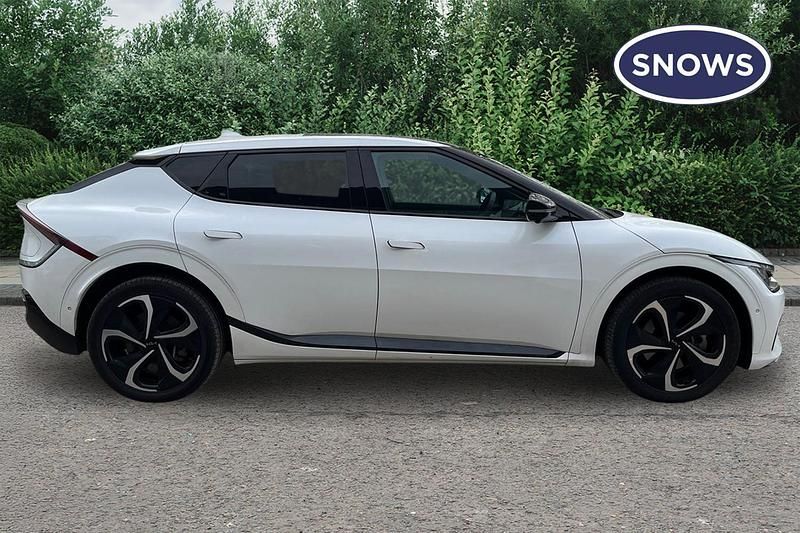 Used Kia EV6 GT-Line S 166 kW (226 HP) 2023 White SUV