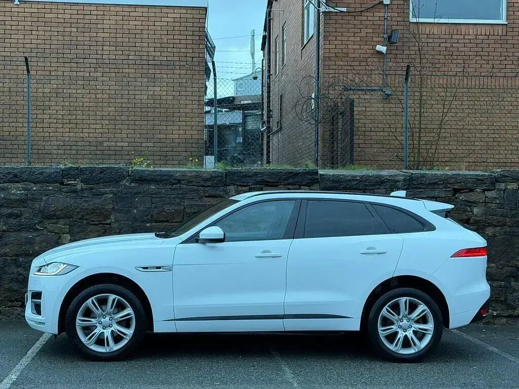 Used Jaguar F-Pace R-Sport 180 HP (132 kW) 2018 White SUV