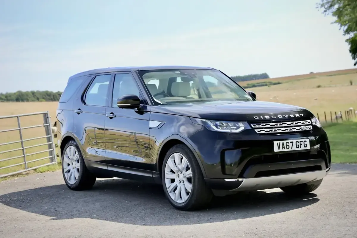 Used Land Rover Discovery HSE Luxury 258 HP (189 kW) 2018 Black SUV