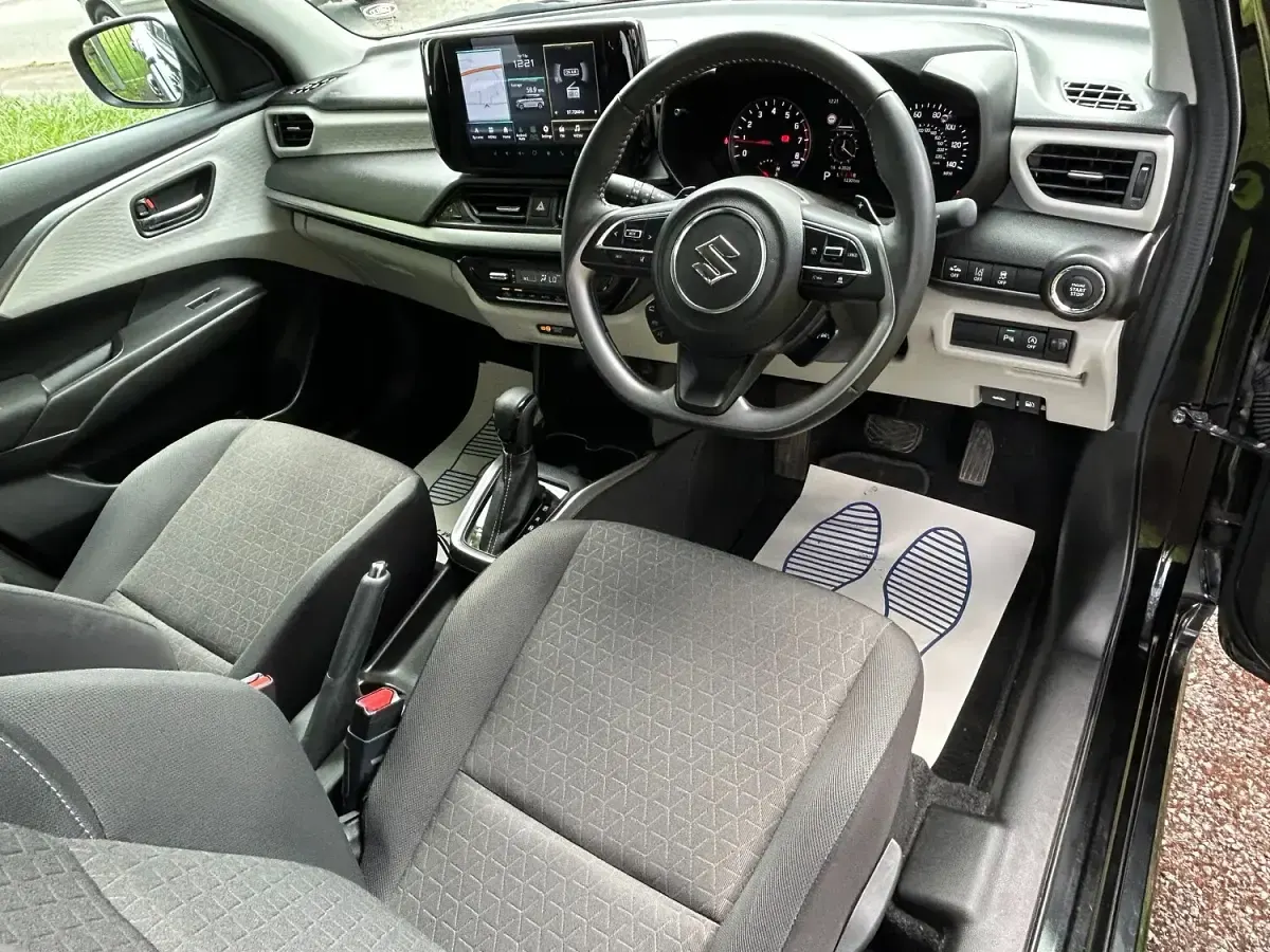 Used Suzuki Swift 82 HP (60 kW) 2024 Black Hatchback