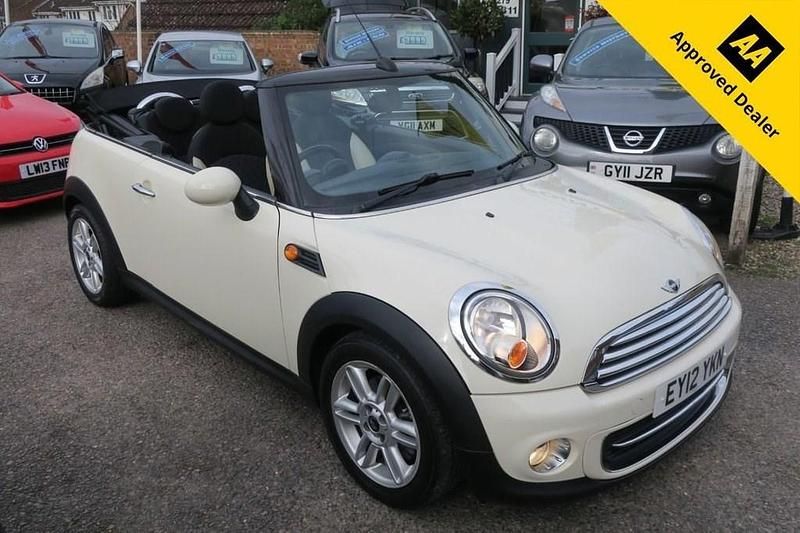 Used Mini Cooper Cabriolet 122 HP (89 kW) 2012 White Cabriolet