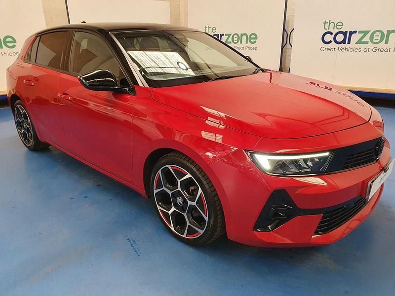 Red Used 2022 Vauxhall Astra GS Line Hatchback | £15,999 (Fair price) - Image 1/4