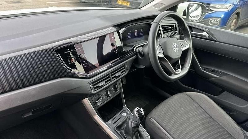 Used VW Taigo Match 115 HP (84 kW) 2024 White SUV