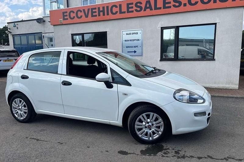 Used 2017 Fiat Punto Pop | £2,495 (Fair price) - Image 1/1