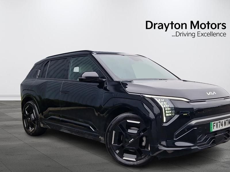 Black Used 2024 Kia EV3 GT-Line SUV | £28,900 (Good price) - Image 1/3