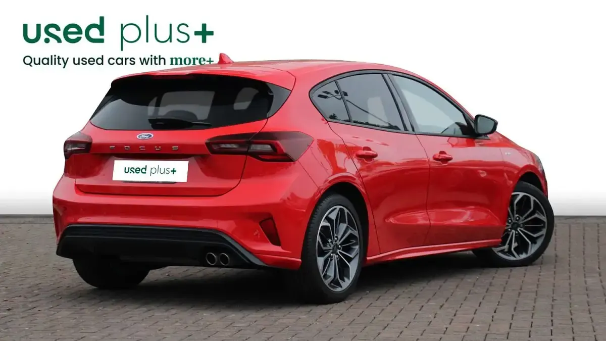 Used Ford Focus ST-Line X 125 HP (91 kW) 2024 Red Hatchback