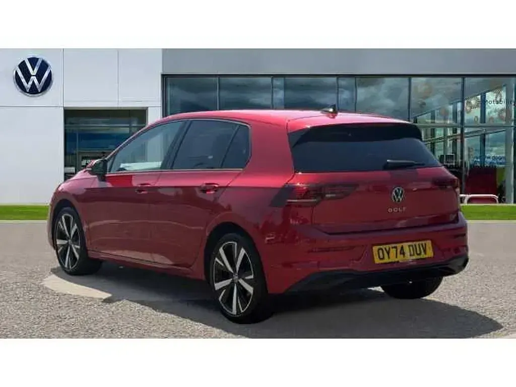 Used VW Golf VIII 115 HP (84 kW) 2024