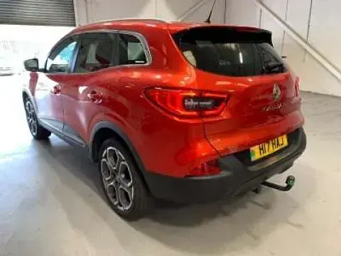 Used Renault Kadjar Dynamique 110 HP (80 kW) 2016 Red SUV