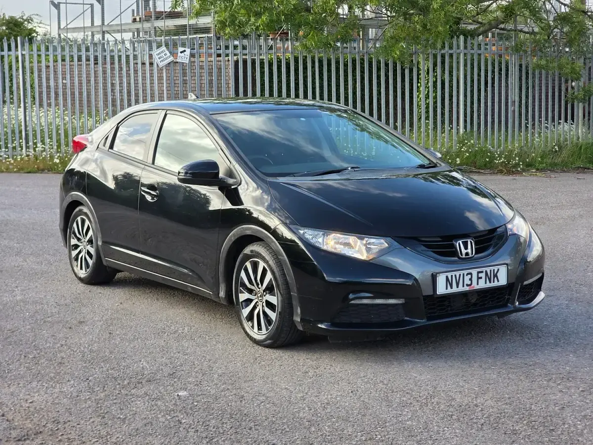 Used Honda Civic SE 120 HP (88 kW) 2013 Black Hatchback