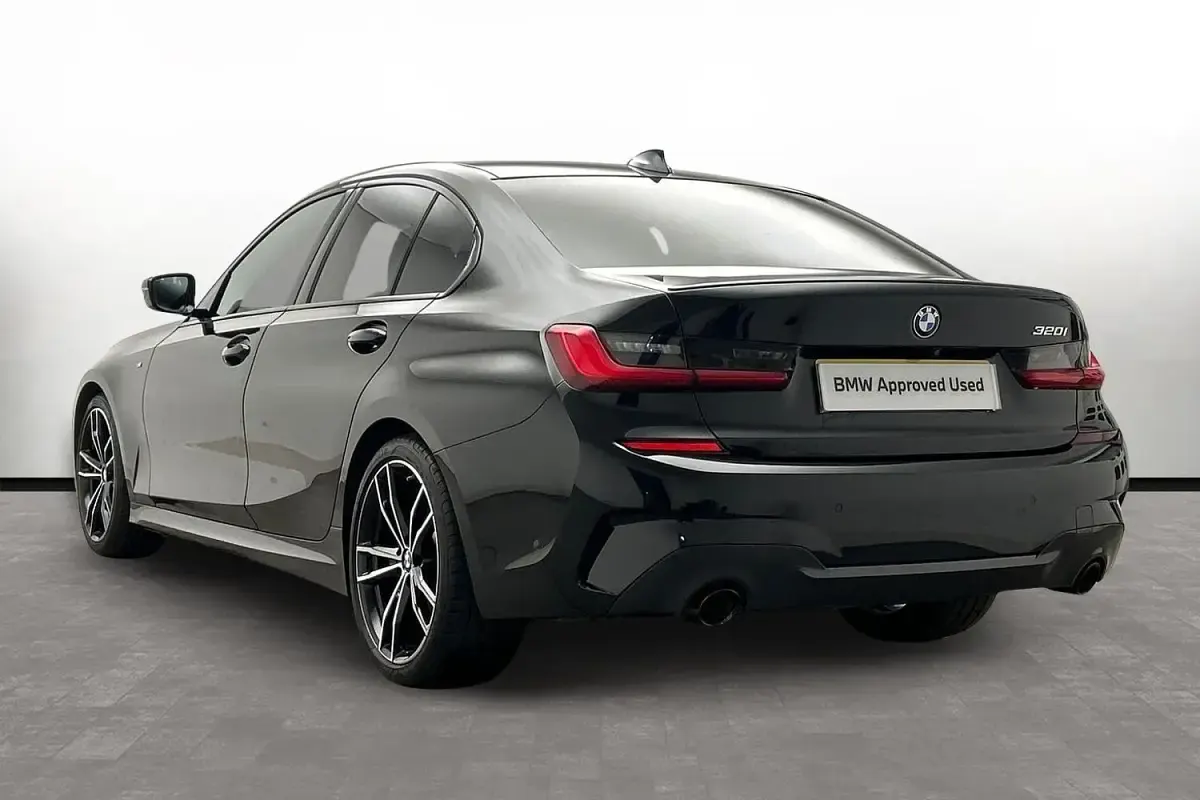 Used BMW 320 M Sport 181 HP (133 kW) 2020 Black Sedan