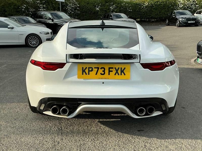 Usado Jaguar F-Type Supercharged 2023 Branco Coupé