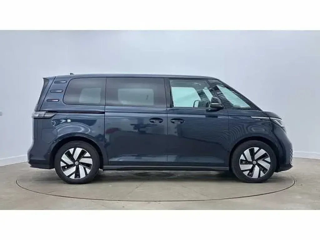 Used VW ID. Buzz 210 kW (286 HP) 2025 MPV